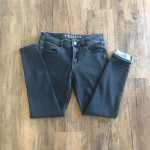 American Eagle Hi-Waist Denim X4 Jegging